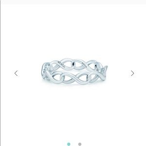 Tiffany Narrow Band Infinity Ring